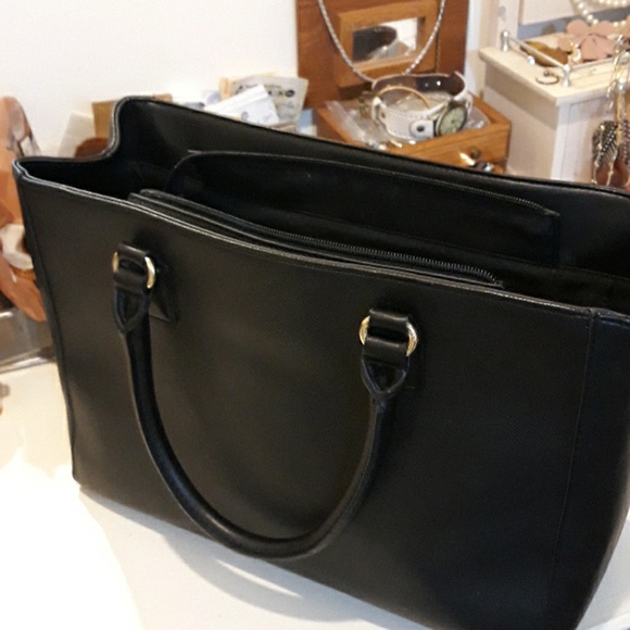 Purse - Picture 7 of 8